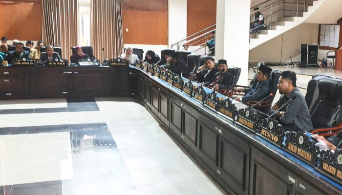 Irfain: Lingkungan Rusak, Daerah Dapat “Ampas”