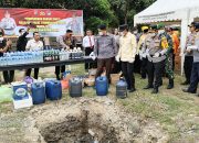 Polres Parimo Musnahkan Ratusan Liter Miras Hasil Operasi Pekat Tinombala 2026