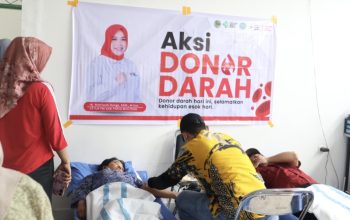 Dorong Kepedulian ASN, PMI Gelar Donor Darah di Dinkes