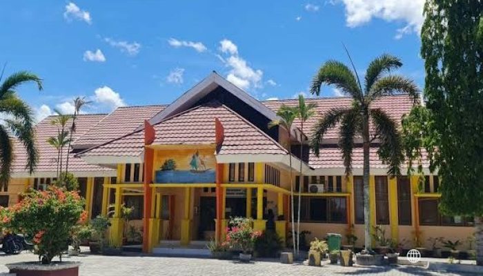 Disdikbud Parimo Optimistis Listrik Panel Surya Percepat Transformasi Pendidikan di Pedalaman
