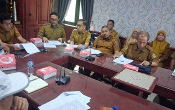 Bupati Parigi Moutong Pimpin Rapat Persiapan Pembentukan PERUMDA