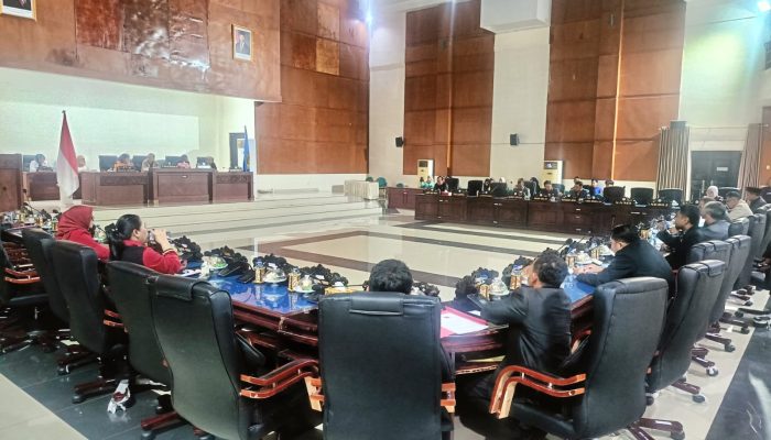 DPRD Parimo Beri Catatan untuk Empat Raperda, Jawaban Bupati Ditunggu