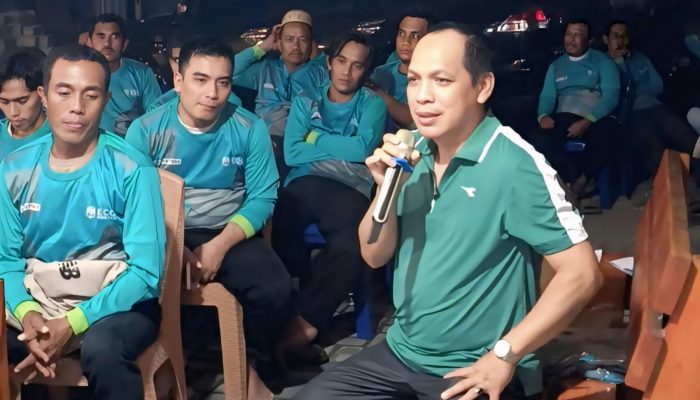 Wujudkan Tukang Cerdas, H. Sami Bekali 50 Tukang Bangunan di Parigi